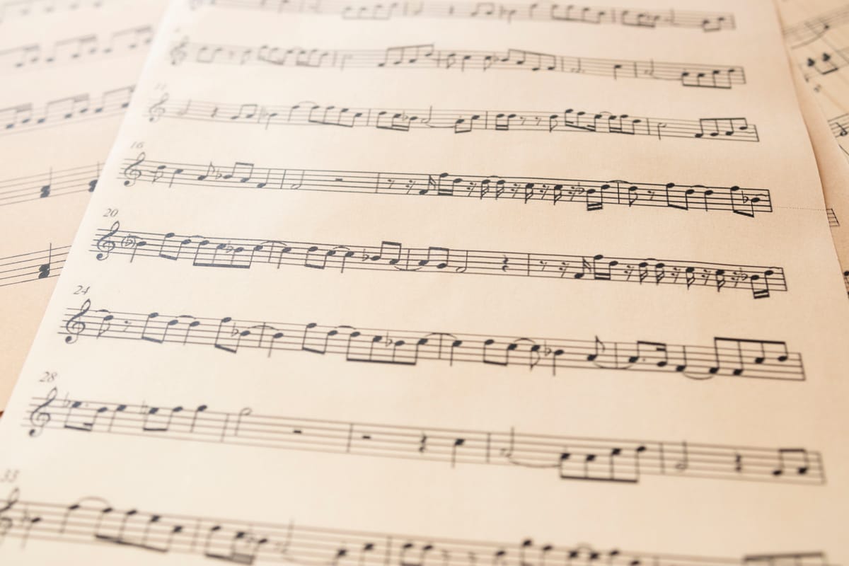 กรุปในฐานะเครื่องมือทำความเข้าใจความไพเราะของบทเพลง